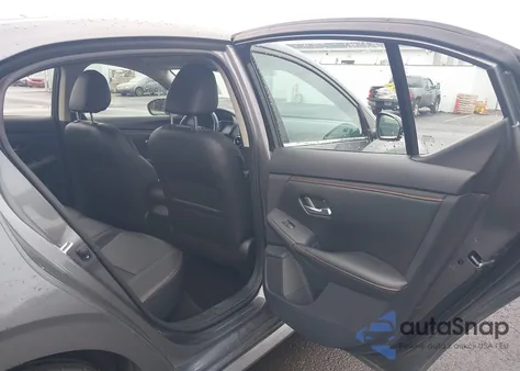 2025 Nissan Sentra Sr from USA, damaged, VIN 3N1AB8DV9SY257530